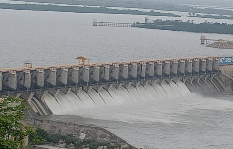 Alamatti Dam 1