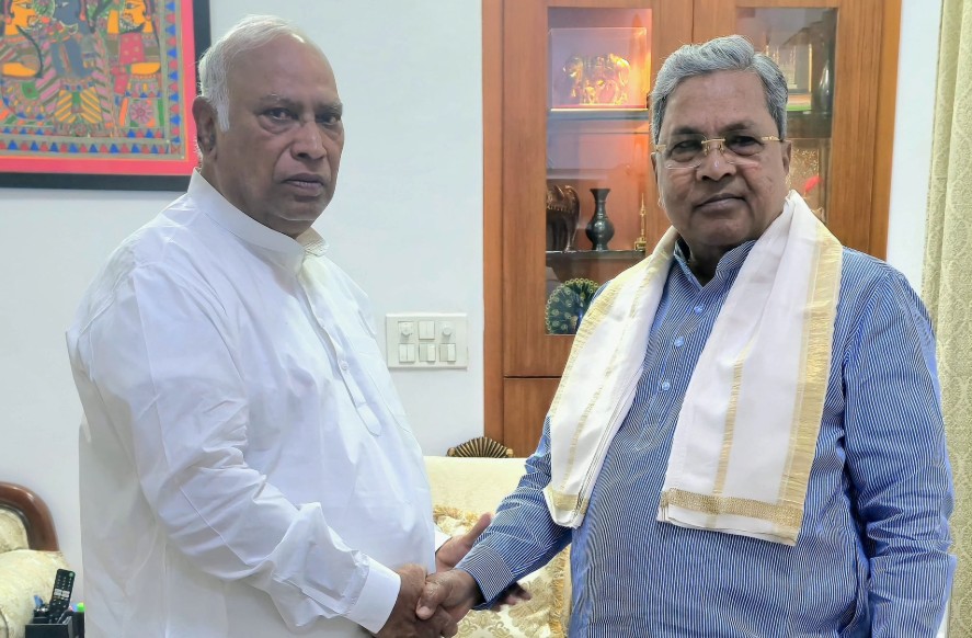 Mallikarjuna Kharge - Siddaramaiah