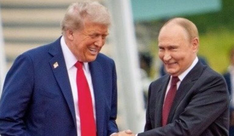 Donald-Trump-and-Russian-President-Putin-1